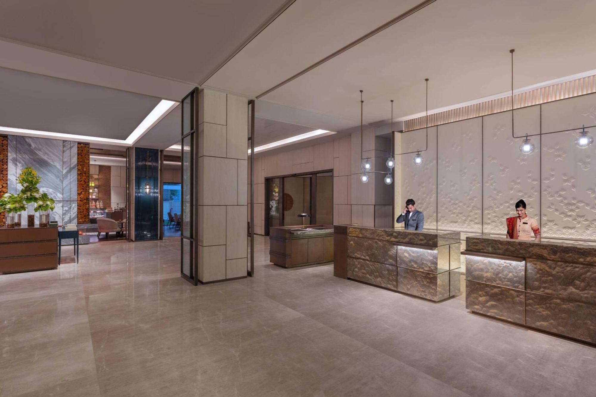 Surat Marriott Hotel Zewnętrze zdjęcie