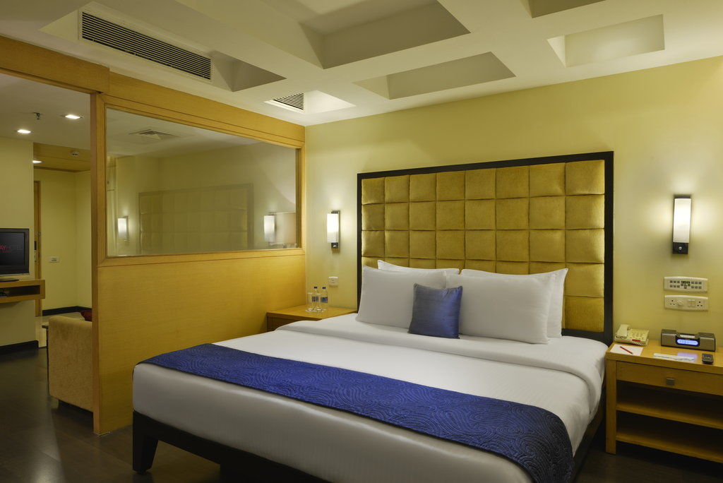 Surat Marriott Hotel Zewnętrze zdjęcie